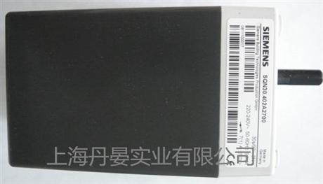 SQN30.402A2700.jpg